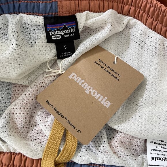 NWT Men's PATAGONIA Baggies Shorts 5" Peace Patch Size Small S NEW - Picture 2 of 3